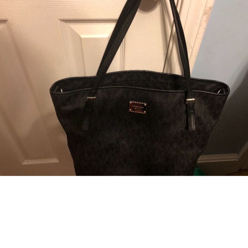 Oversized leather signature Michael kors bag